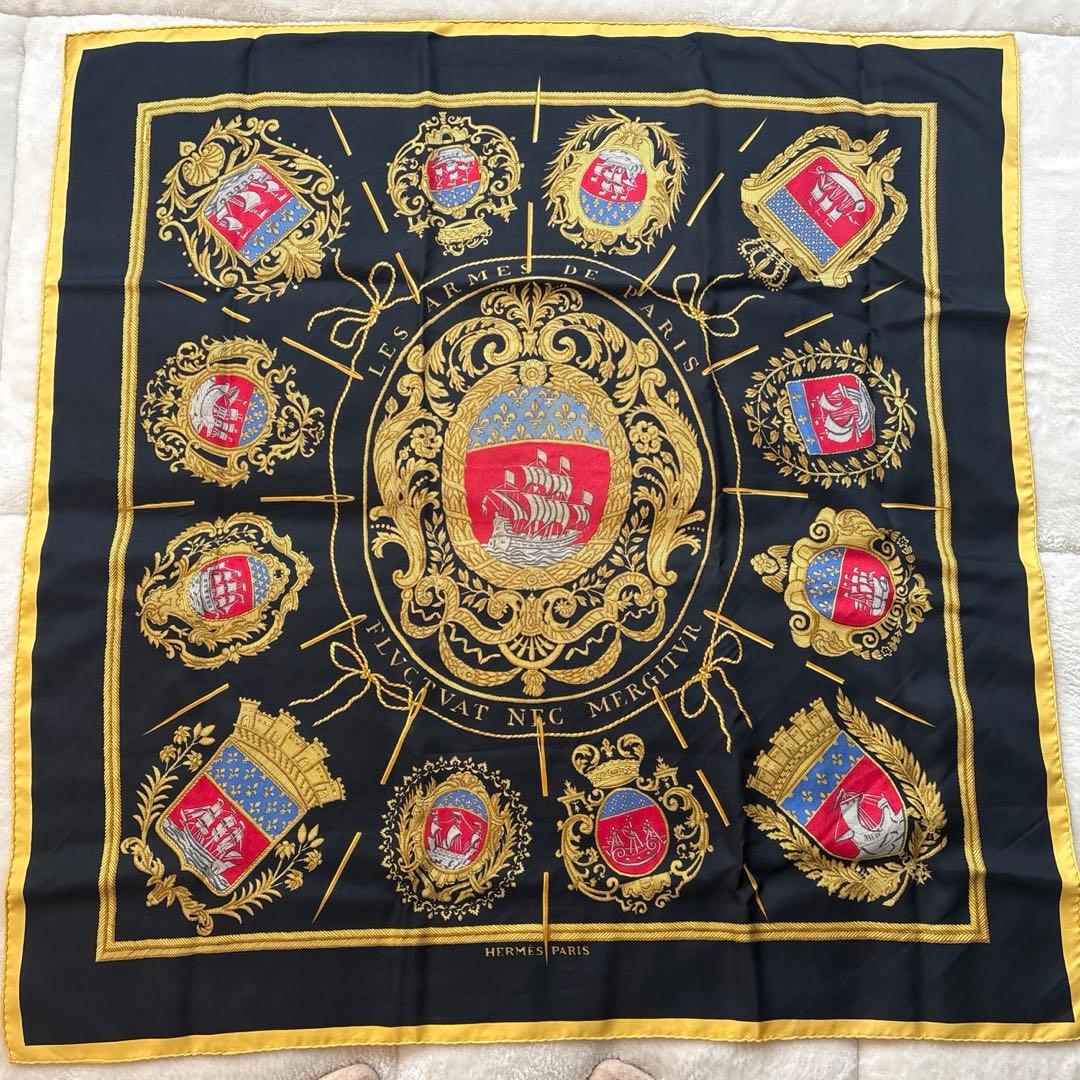 美品 エルメス カレ90 パリの紋章 シルク スカーフ 【中古】HERMES 中古・古着通販】HERMES (エルメス) シルクスカーフ カレ90 パリの紋章