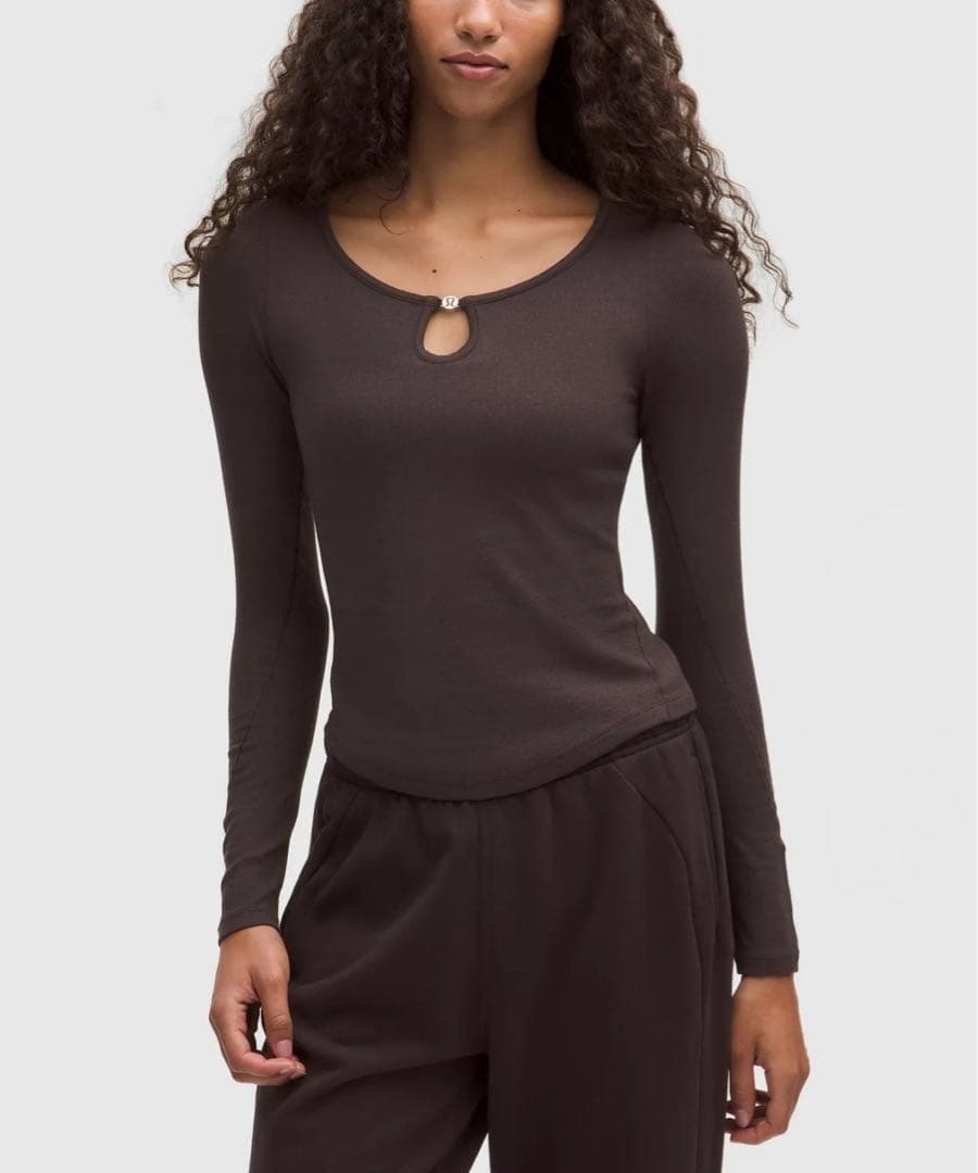 lululemon Hold Tight キーホールネック長袖シャツ Hold Tight キーホールネック長袖シャツ *チャーム | ロングスリーブ