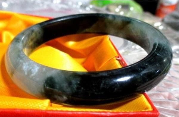 2本ソーティング付き ミャンマー産 高級本翡翠Green原石 バングル