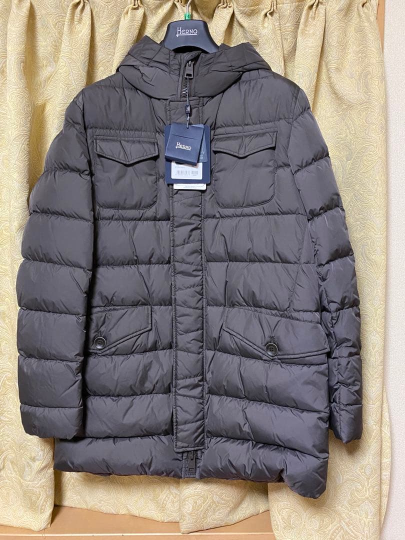 HERNO ヘルノ　POLAR TECH 4ポケットフードダウンジャケット BEAMS F（ビームスF）HERNO / POLAR TECH 4ポケットフードダウン