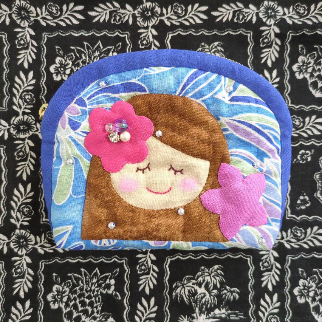 フラガール普通サイズポーチ ハワイアンキルト - メルカリ