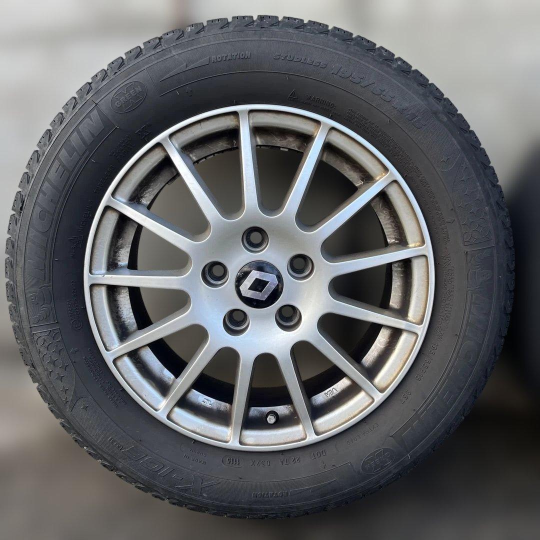 カングー専用ハブリング不要15インチ スポークデザインホイー