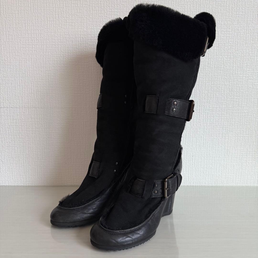 FENDI フェンディ ロングムートンブーツ　スエード　ベルト　イタリア製　黒 FENDI フェンディ ロングムートンブーツ スエード ベルト イタリア製