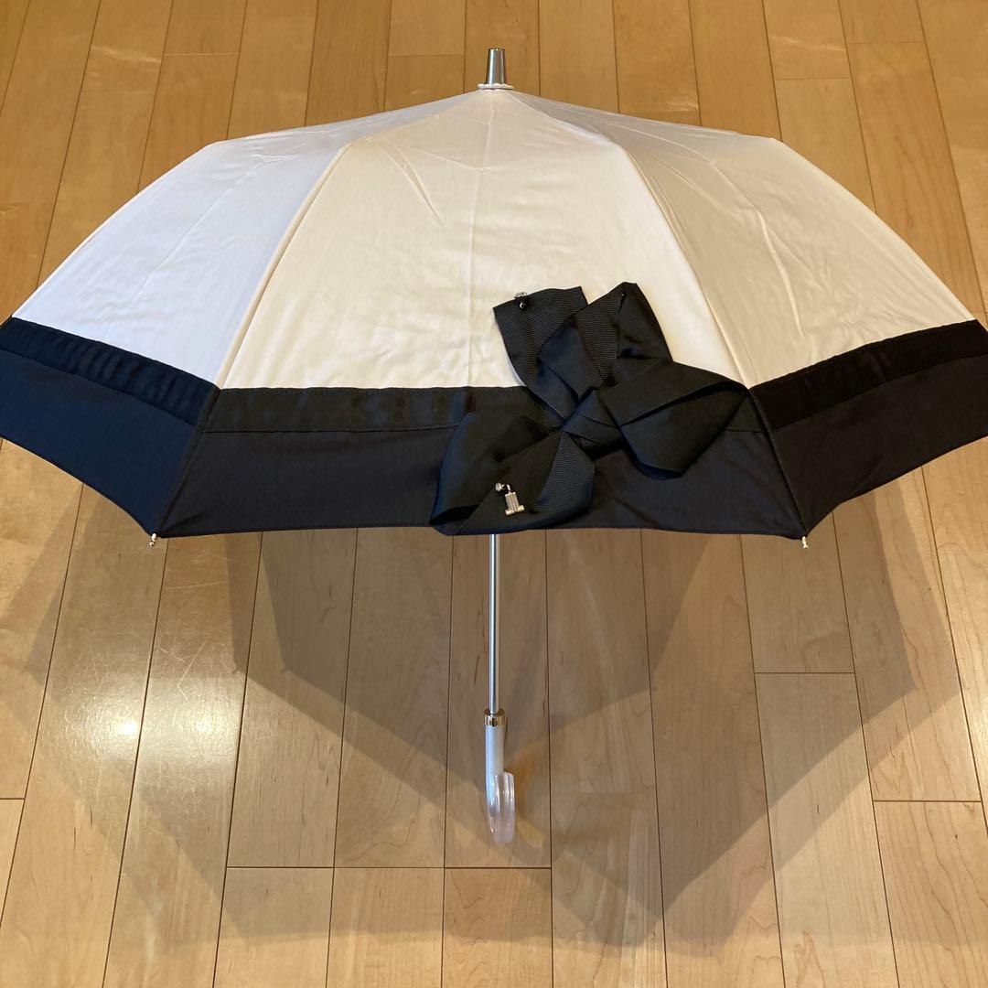 ランバンオンブルー　持ち手付き晴雨兼用日傘　ベージュ×ブラック WEB限定】晴雨兼用折りたたみ日傘 ランバン オン ブルー (LANVIN en