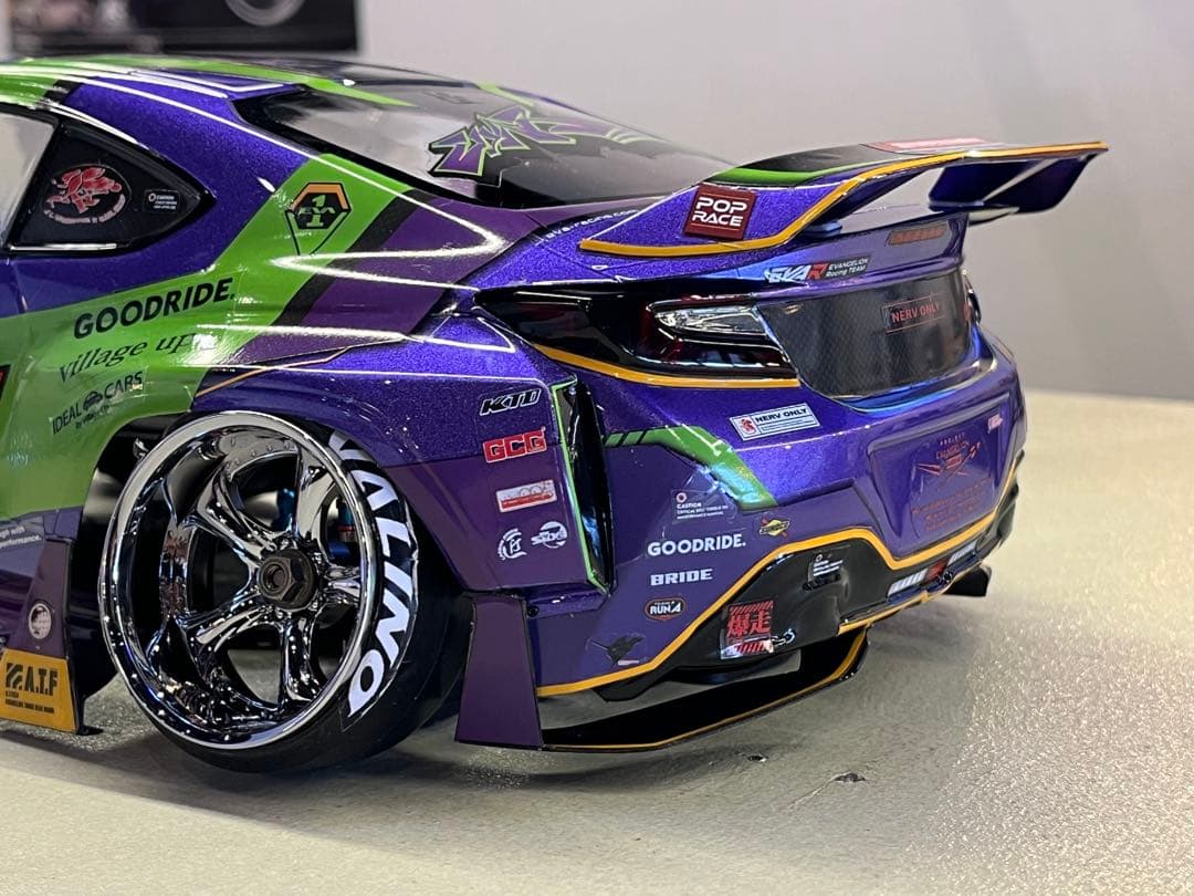 ReveD「エヴァンゲリオンレーシング GR86」リアショート加工済み