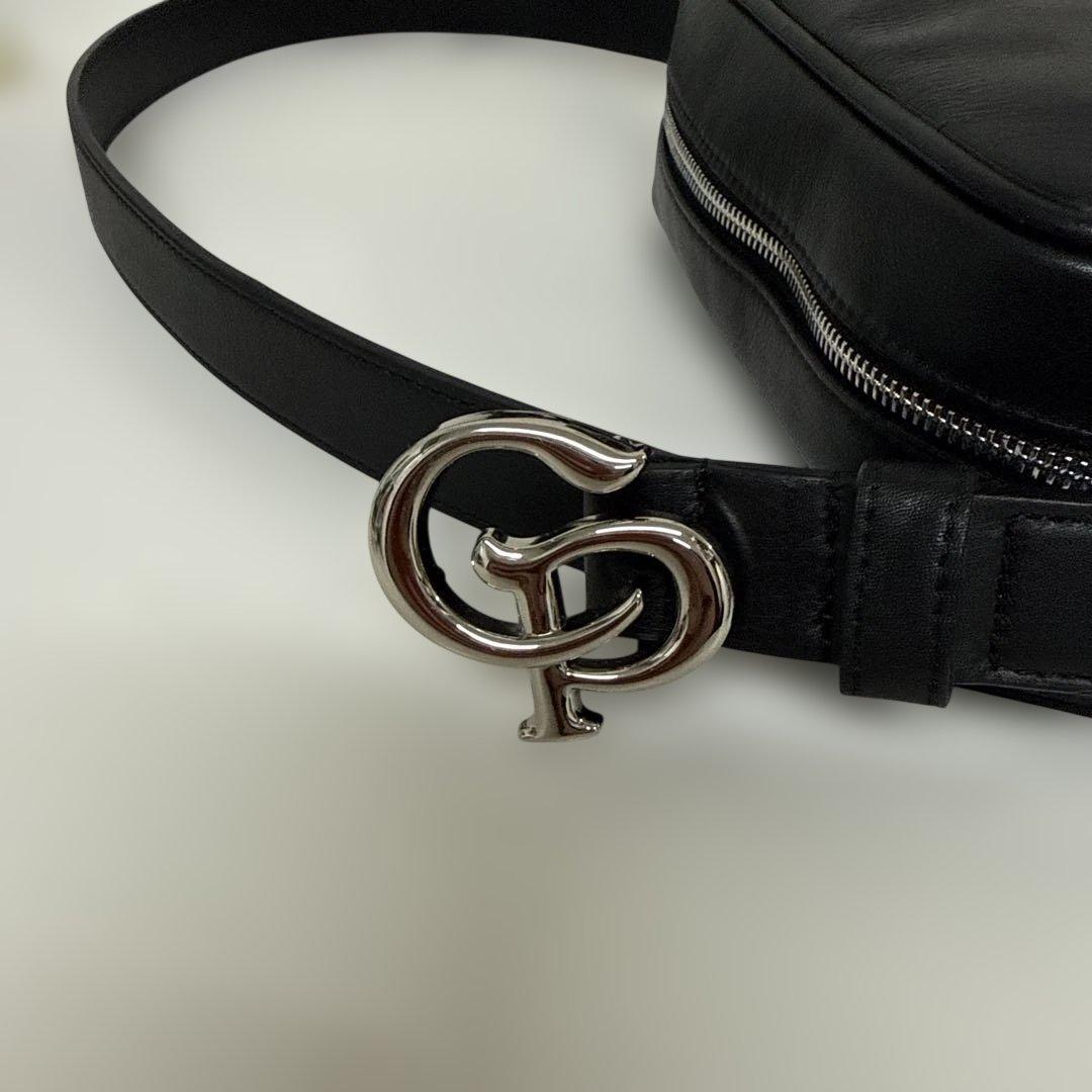 COOTIE PRODUCTIONS ブラックレザーショルダーバッグ - メルカリ