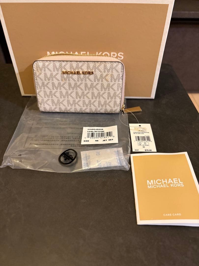 MICHAEL KORS 二つ折り財布 モノグラム - メルカリ