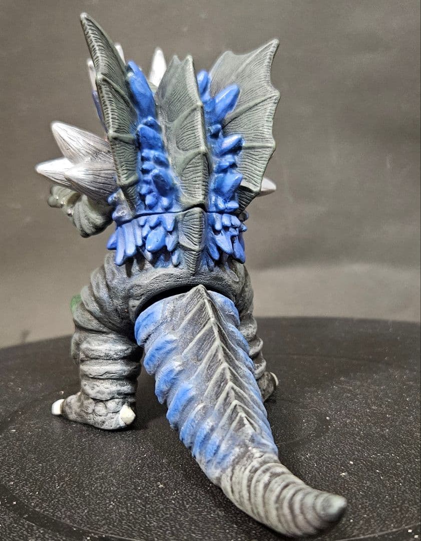 ウルトラ怪獣ソフビ ガイリュウガ リペイント完成品|mercariメルカリ