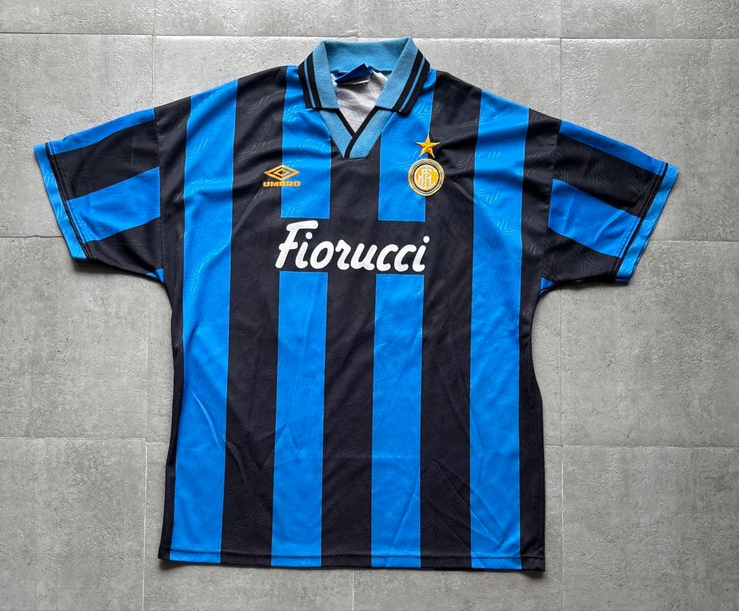 93-94 インテルミラノ　アンブロ　ユニフォーム　正規品　No.10 当時物 インテルミラノ 92/93ホーム No.10ベルカンプ Lサイズ アンブロ - メルカリ