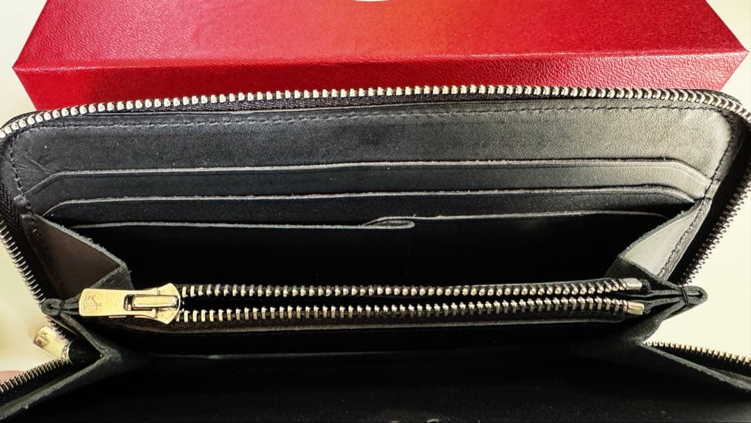 【日曜限定価格！】SINSIN バタール キャビアスキンレザー 黒 新進工房