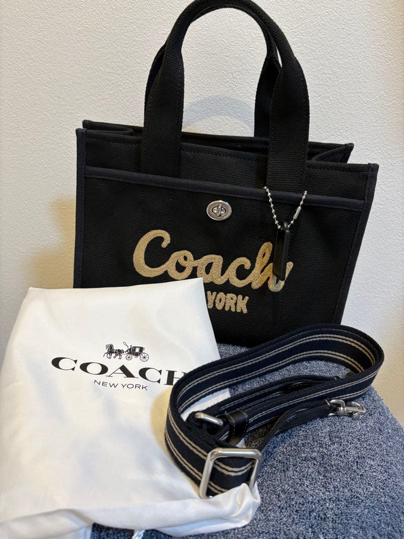 COACH コーチ ブラック カーゴトートバッグ ストラップ付き COACH（コーチ） トートバッグ カーゴ トート 26 レディース メンズ