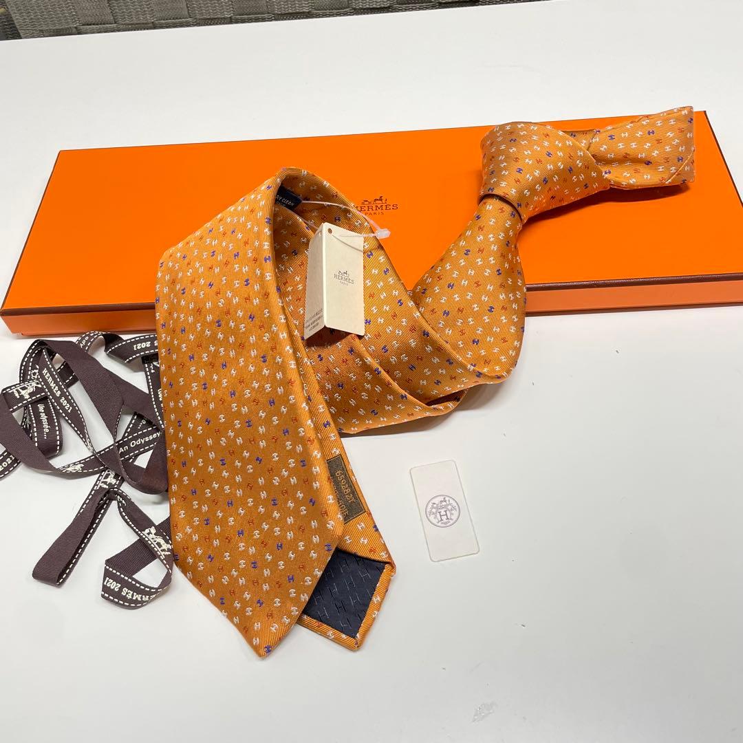 か*や様 未使用品　HERMES オレンジ シルク ネクタイ ネクタイ フルーツ柄 シルク オレンジ エルメス – RECLO
