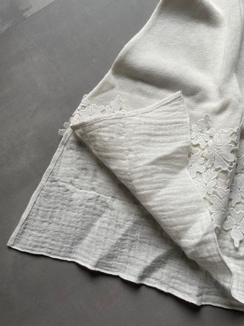 新品完売☆ビアズリーチュニック花立体レースカットソーゆったりニット