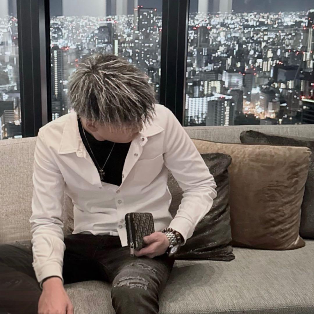 ice king着用 アダムスジャグラー 白シャツ ice king着用 アダムス