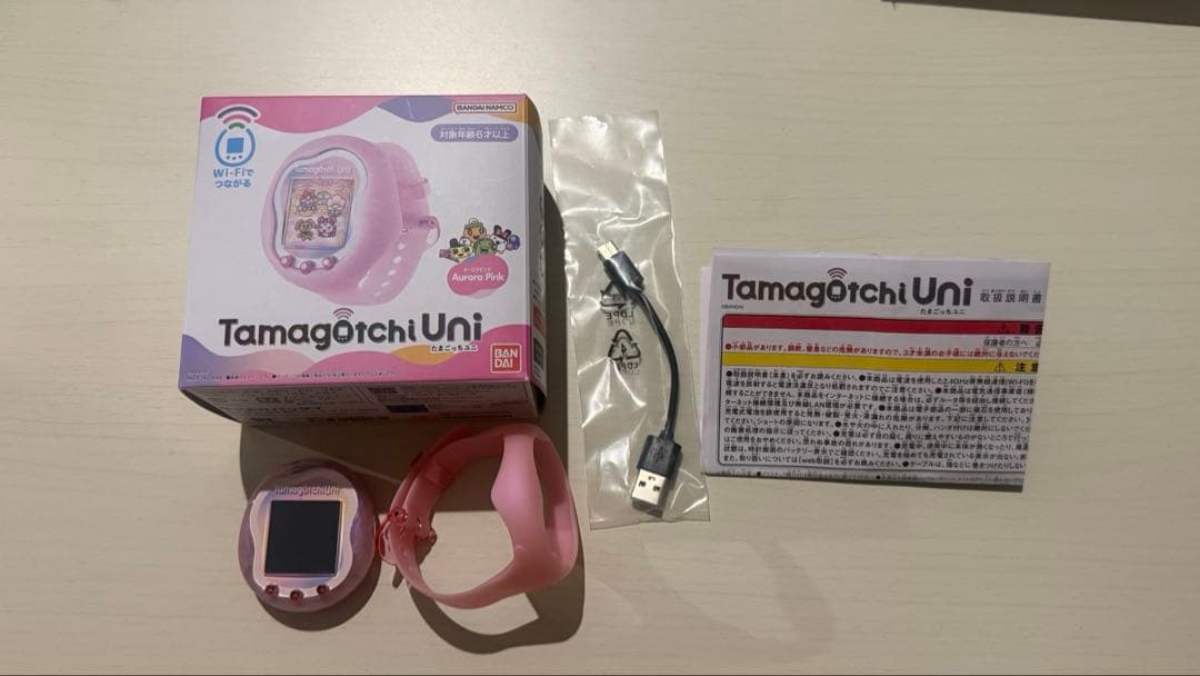 電源確認済みたまごっちユニ Tamagotchi Uni オーロラピンク値下げ❌ たまごっち Tamagotchi Uni Aurora Pink ユニ オーロラピンク【PB限定