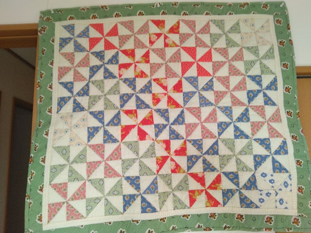 もちまる様専用パッチワークタペストリー