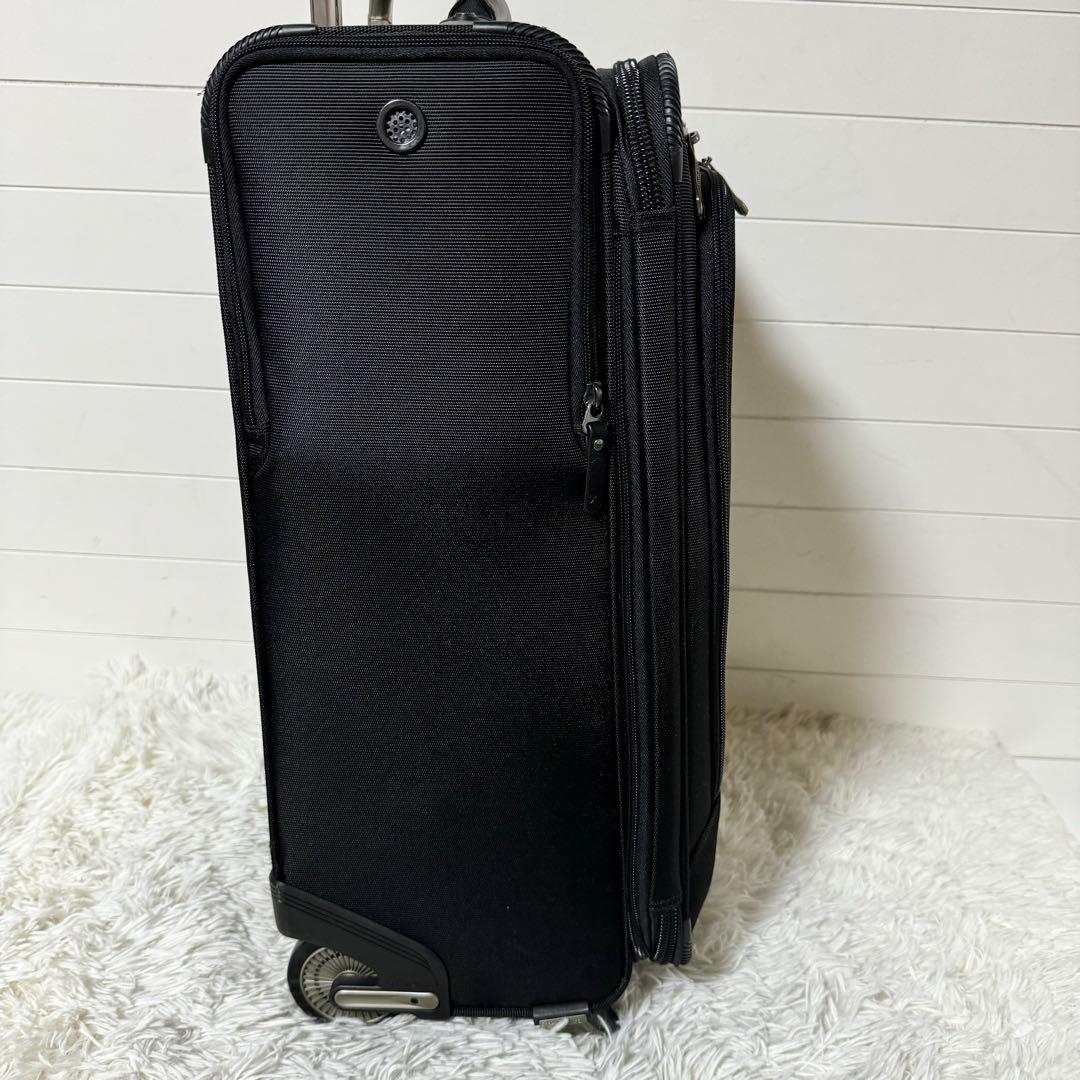 未使用級✨トラベルプロ crew キャリーケース 4071620 黒 - メルカリ