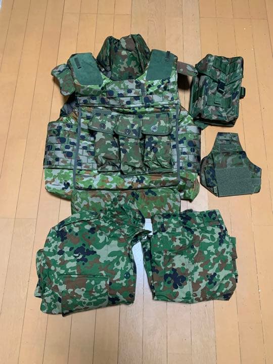 防弾チョッキ3型 陸上自衛隊 S&Graf エスグラ 戦闘服 おまけ付き
