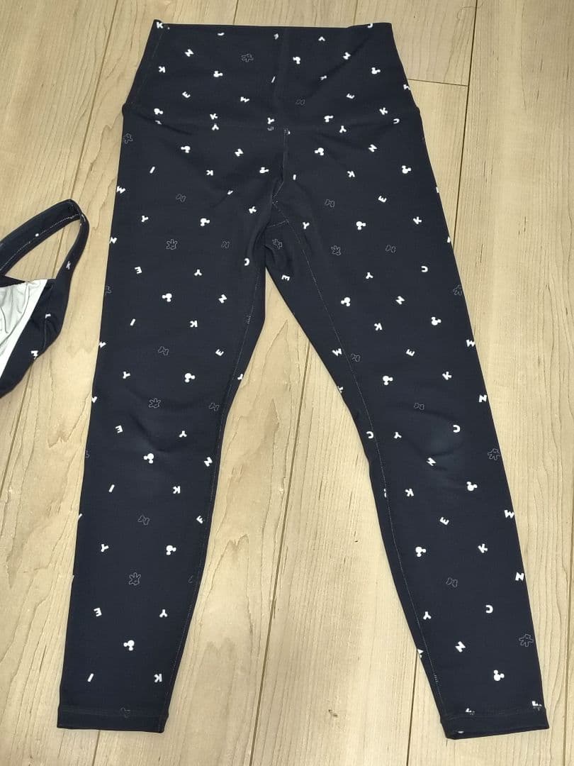 L AVA ディズニー ミッキーマウス ヨガウェアセット Мサイズ