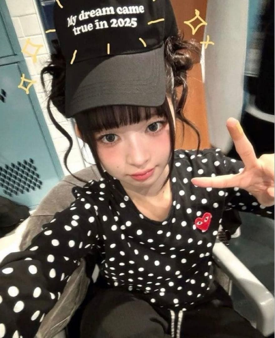 iveレイ着用 コムデギャルソン ロンt ドット ブラック - メルカリ