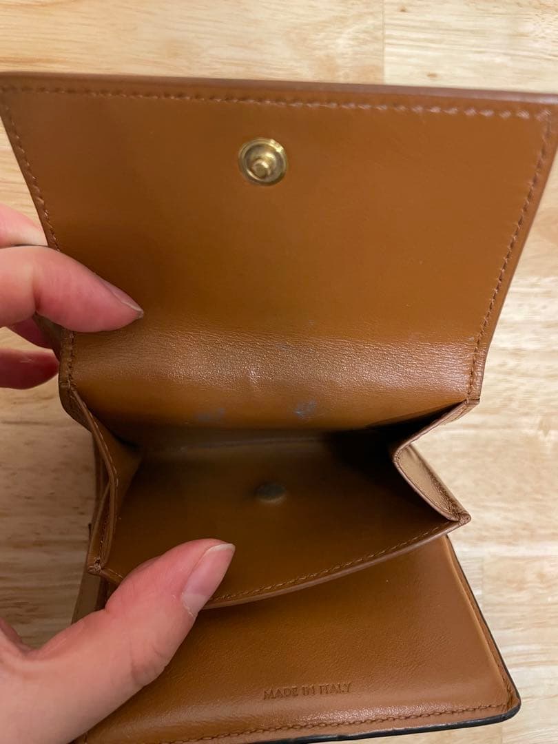 CELINE 二つ折り財布 ブラウンレザー - メルカリ