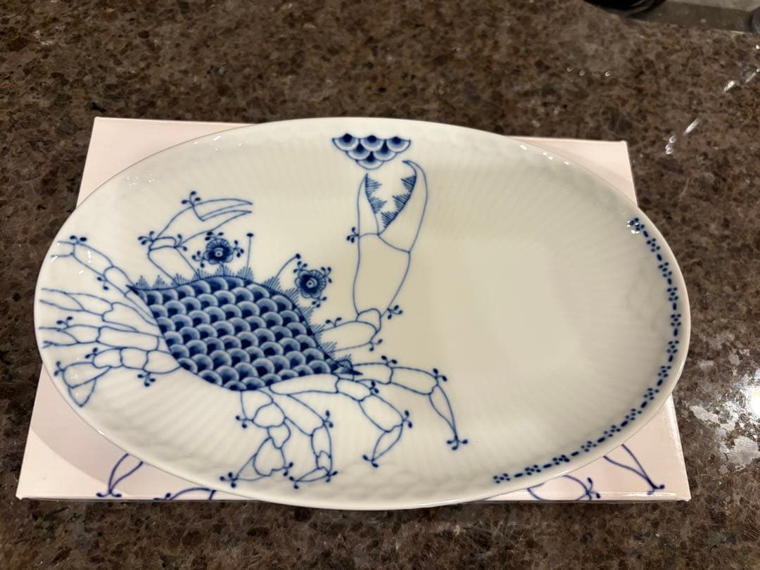 【新品未使用,箱付き】ロイヤルコペンハーゲン オーバルディッシュ 23.5cm