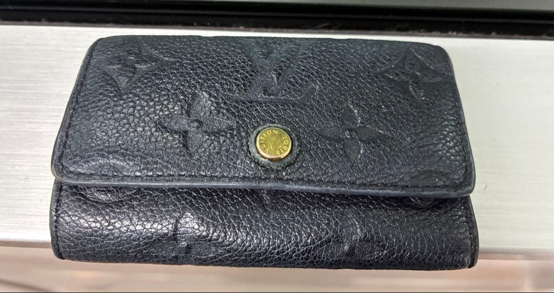 Louis Vuitton ブラック レザー キーケース　アンプラント LOUIS VUITTON（ルイ・ヴィトン） キーケース モノグラム・エクリプス
