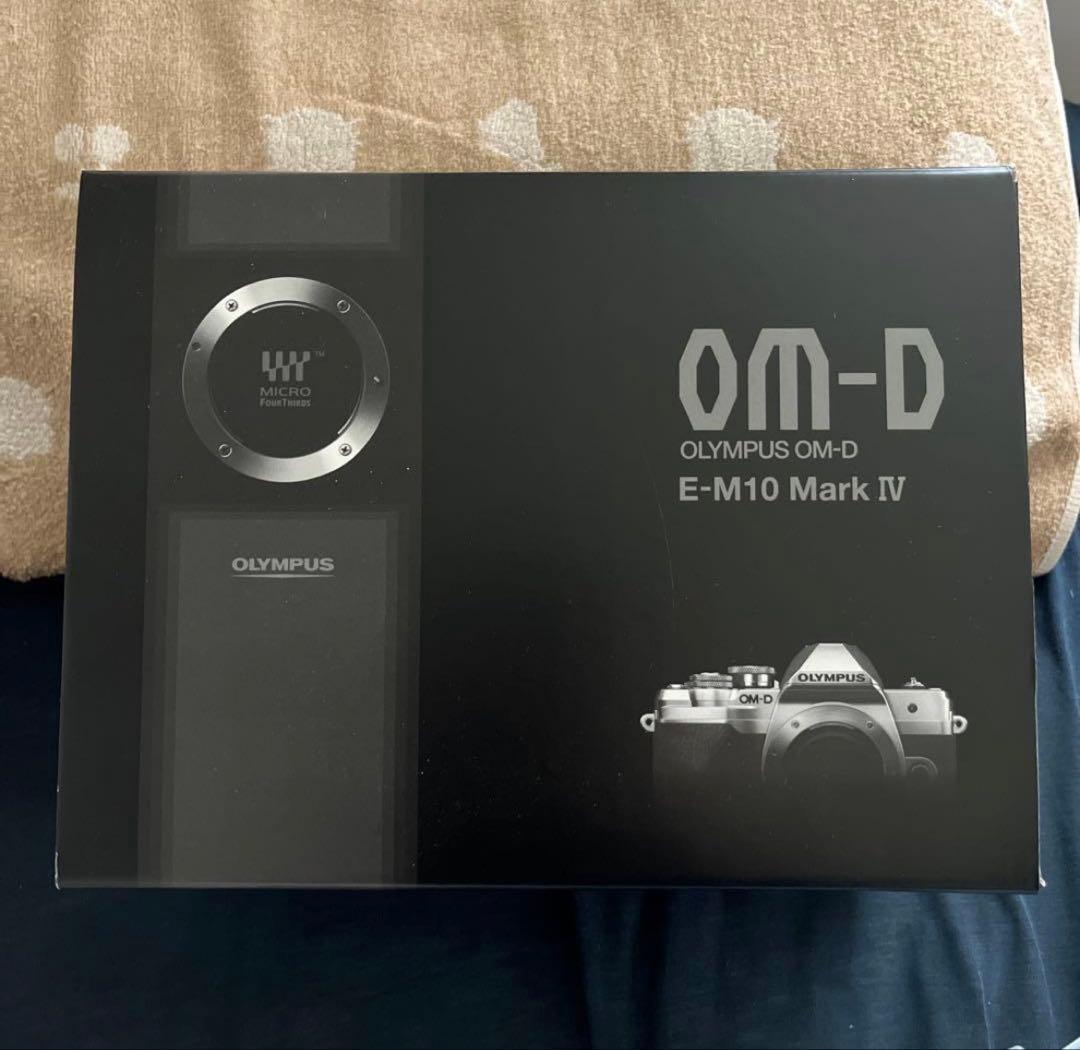 OLYMPUS OM-D E-M10 Mark IV EZ ダブルズームキット オリンパス OM-D E-M10 Mark IV EZダブルズームキット [シルバー] 価格