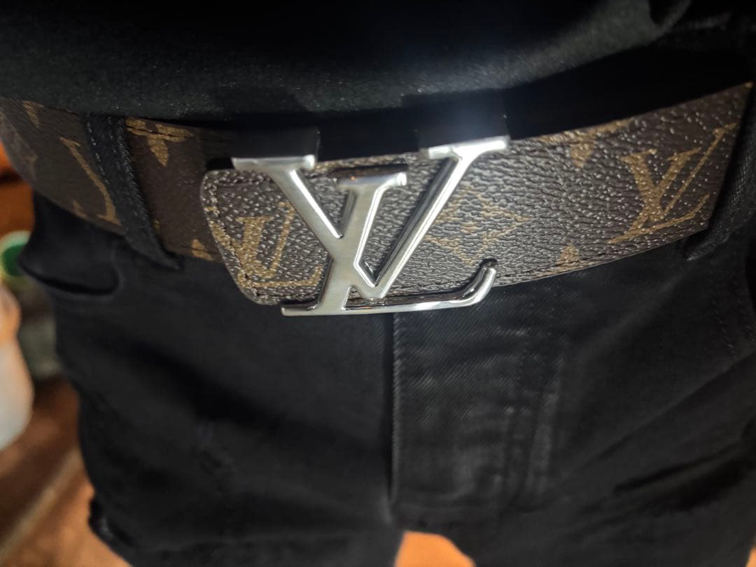 ルイヴィトン　LV ベルト LOUIS VUITTON（ルイ・ヴィトン） ベルト LV ライン リバーシブル