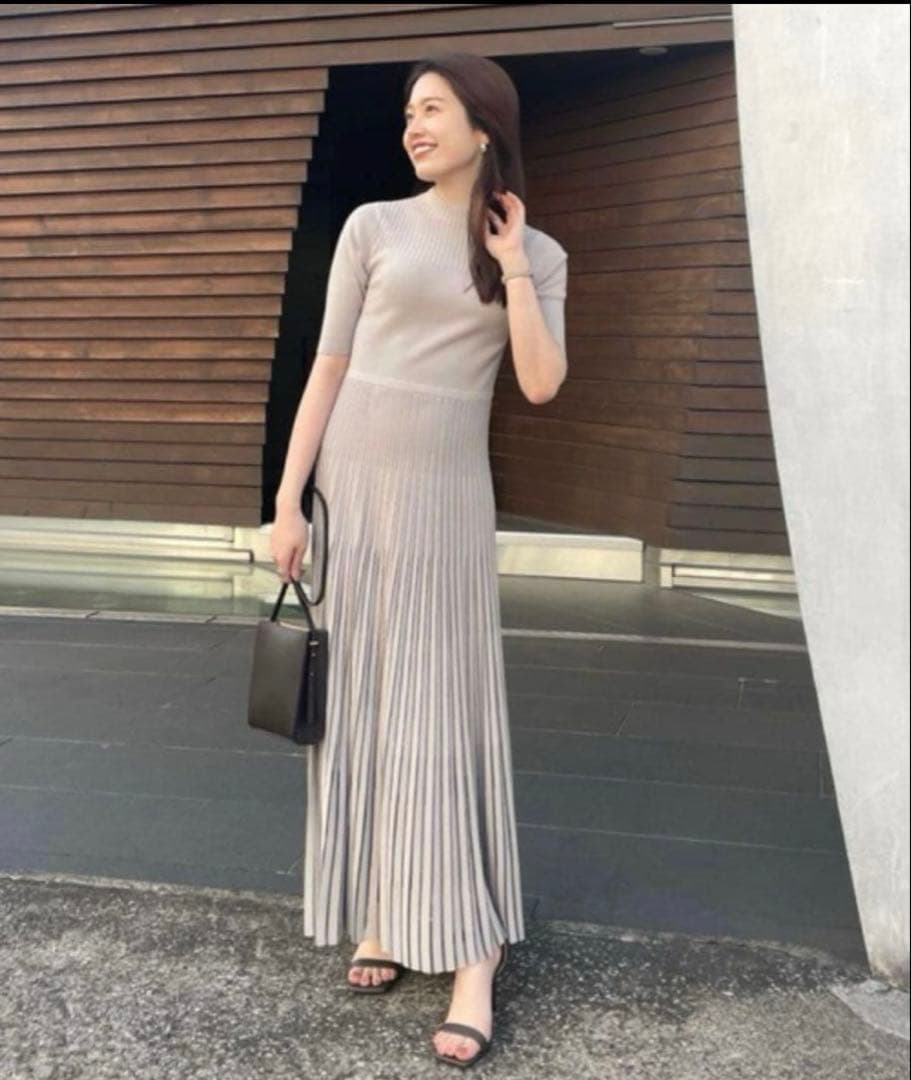 anuans ボトルネックシアーニットワンピース アニュアンス anuans ボトルネックシアーニットワンピース （NAVY