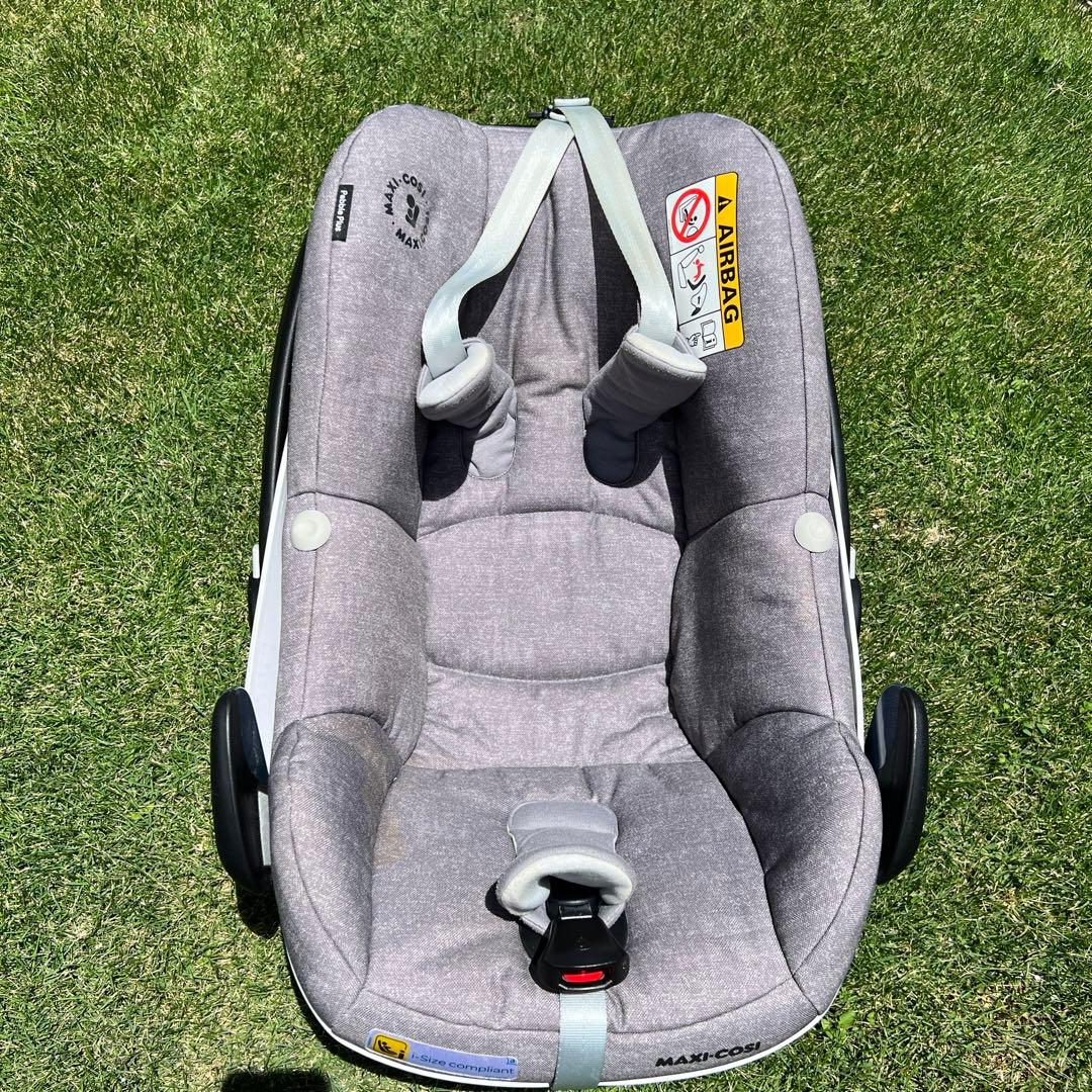 マキシコシチャイルドシート PebblePlus ベースセットペブルプラス