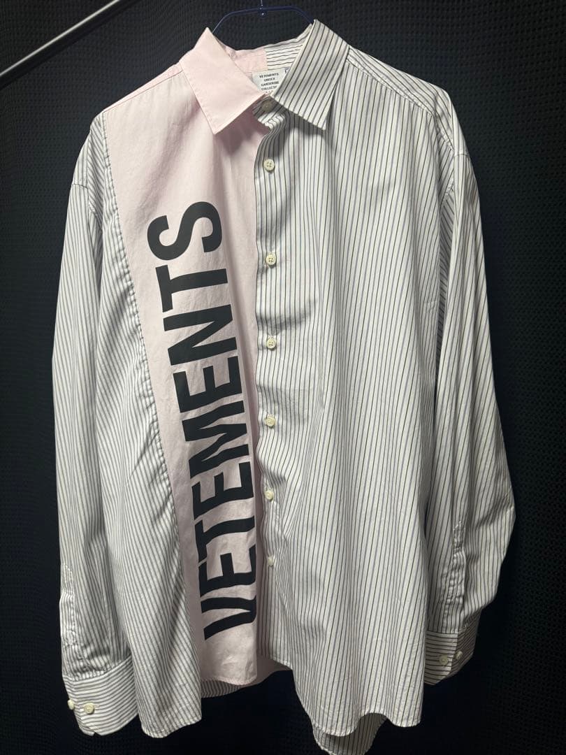 VETEMENTS ヴェトモン カットアップ ロゴシャツ ストライプシャツ S 未使用品 VETEMENTS 21AW Cut-Up Logo Shirt シャツ ヴェトモン ブルー