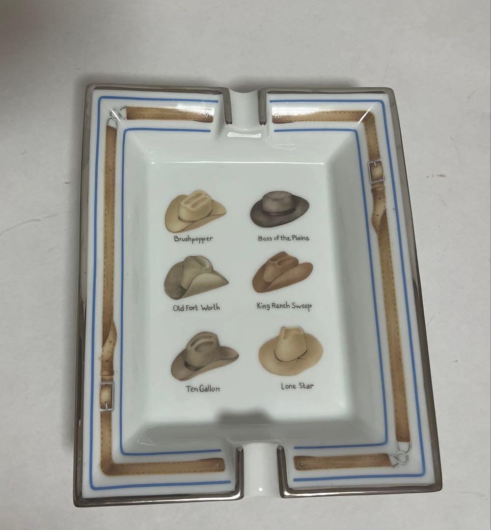 HERMES 陶器製 灰皿 馬具デザイン　帽子 HERMES（エルメス） アッシュトレイ 灰皿 小物入れ 馬 ホース 陶器