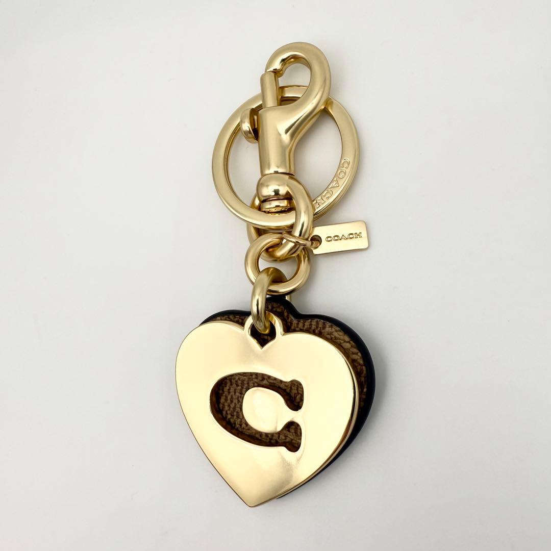 COACH チャーム 大人気！！ ハート シグネチャー キーホルダー 新品
