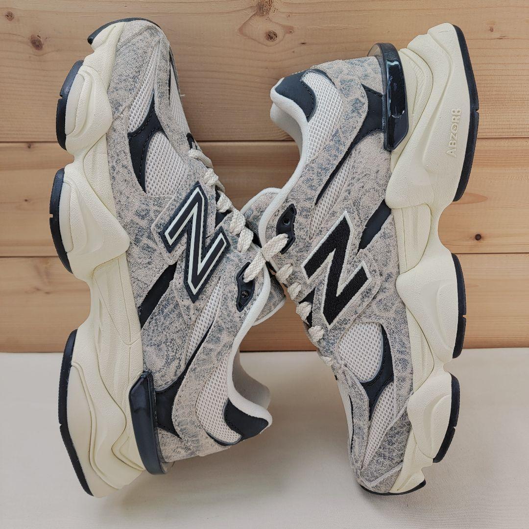 ニューバランス U9060SNA パイソン 22.5cm