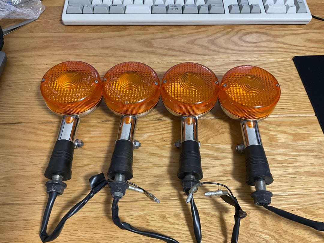 SR400 純正ウィンカー 4つセット リレー付き 2b2pgk3otd_0.jpg