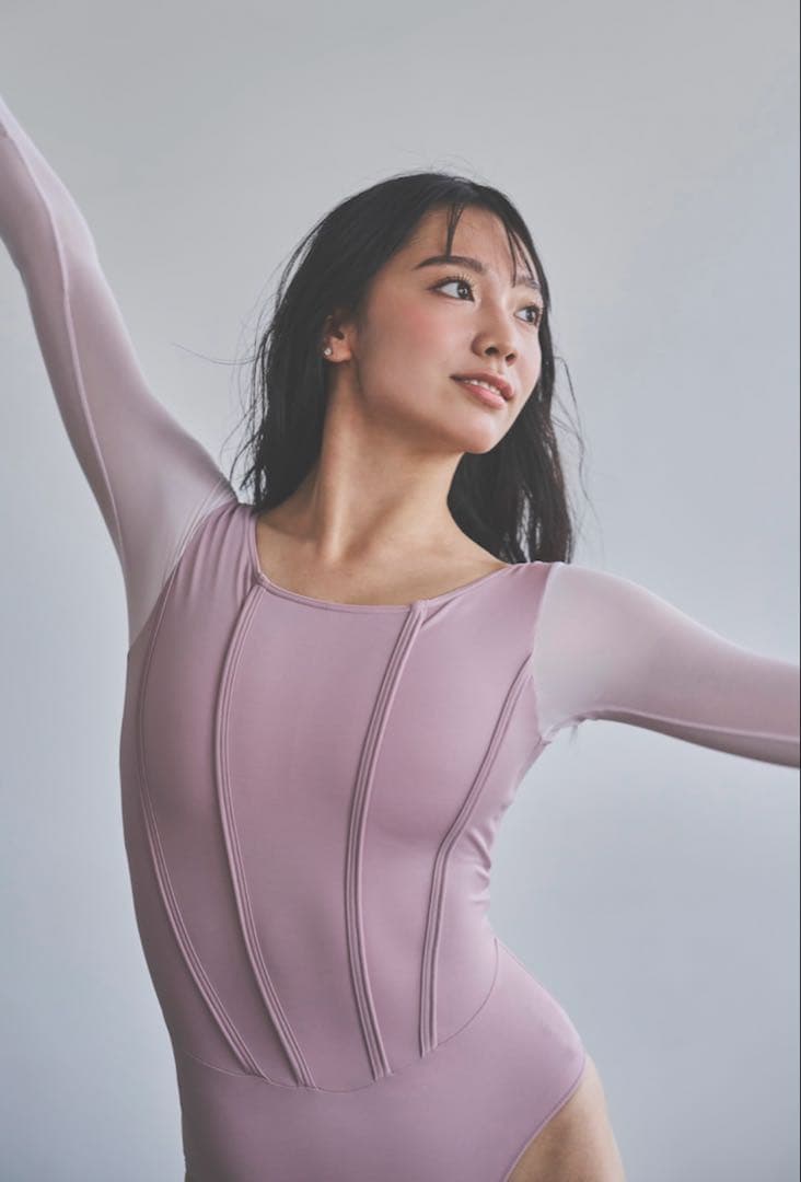 新品 スティナ stina Retune 大人気 レオタード M 完売品 - メルカリ