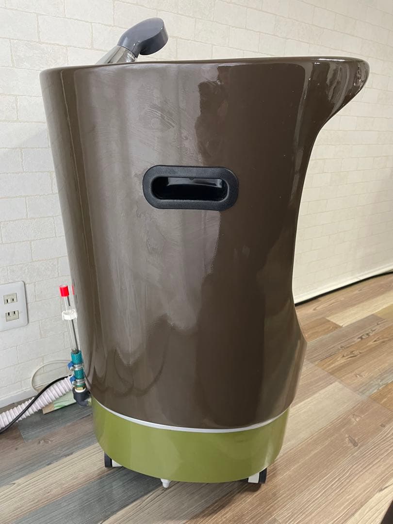 人気の移動式シャンプー台PERRO ［ペロ］ 中古】『PERRO（ペロ）』 移動式シャンプー台 - 美容機器・理容機器の