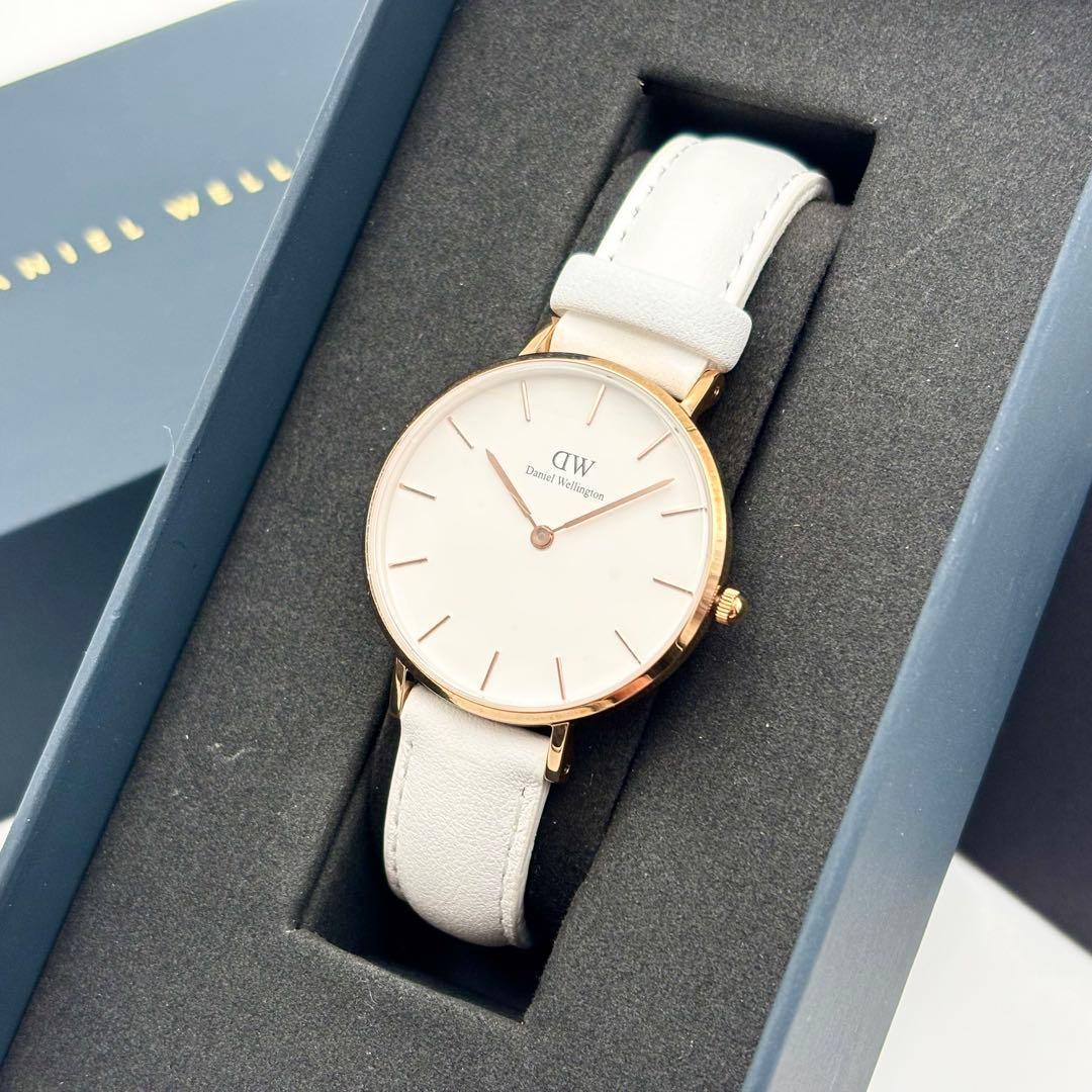 新品未使用 ダニエルウェリントン 腕時計 ホワイト クラシックペティット Daniel Wellington / ダニエルウェリントン クラシックペティット