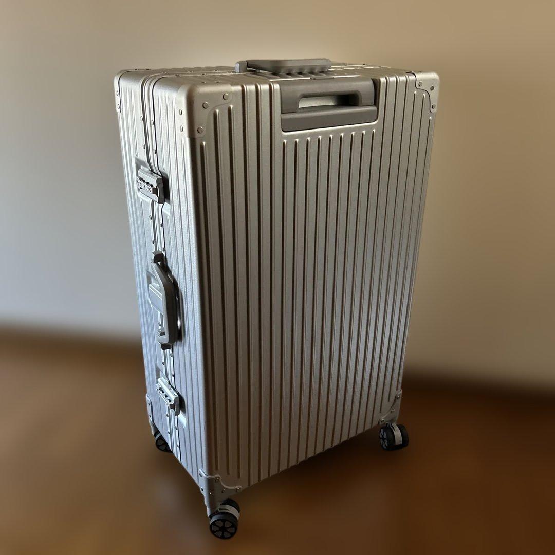 専用です。 ワンダーモア シルバー アルミニウム キャリーケース 78L Amazon.co.jp: [WanderMore] 工場直売 スーツケース 機内持ち込み