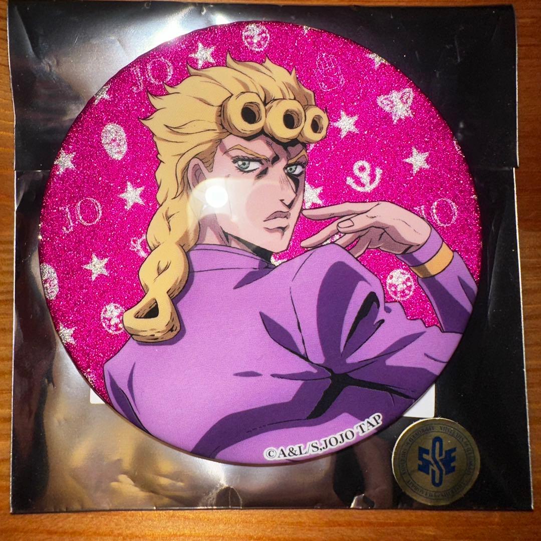 ジョジョワールド3 グリッター缶バッジ ジョルノ - メルカリ