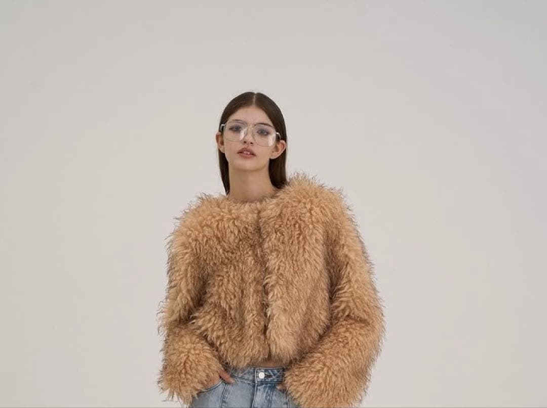 THETOE Lane fur coat -M - メルカリ