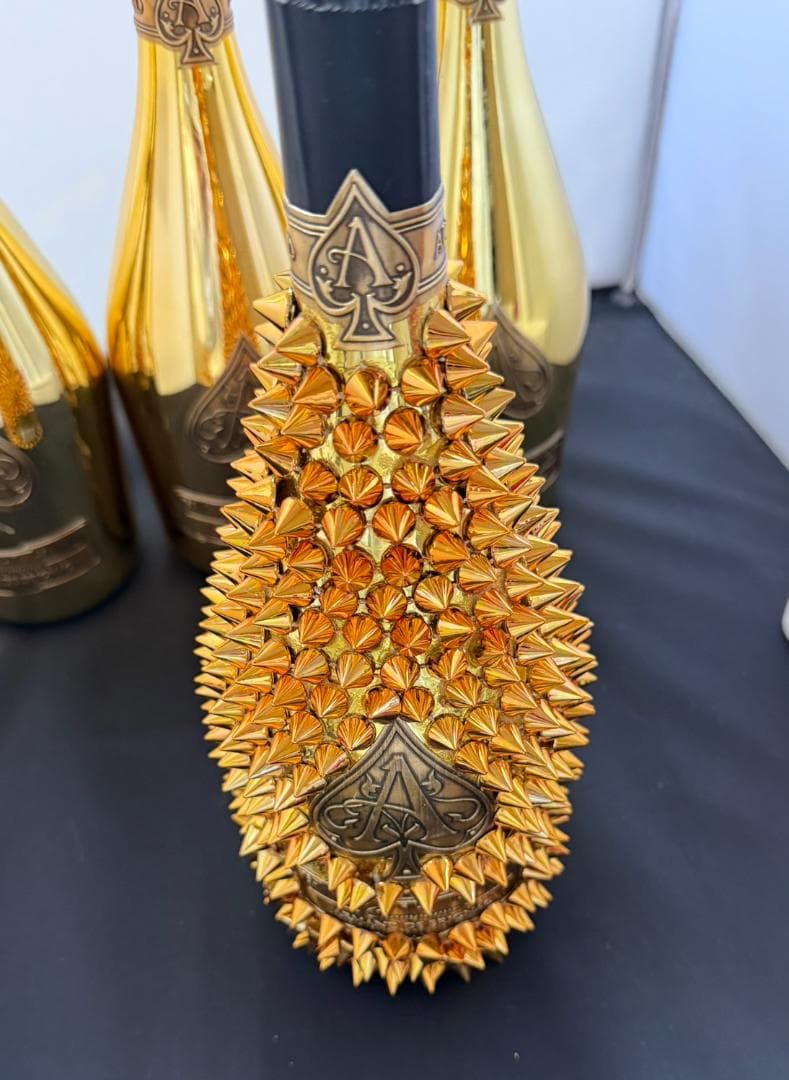 アルマンドゴールド4本セット 空き瓶 - メルカリ