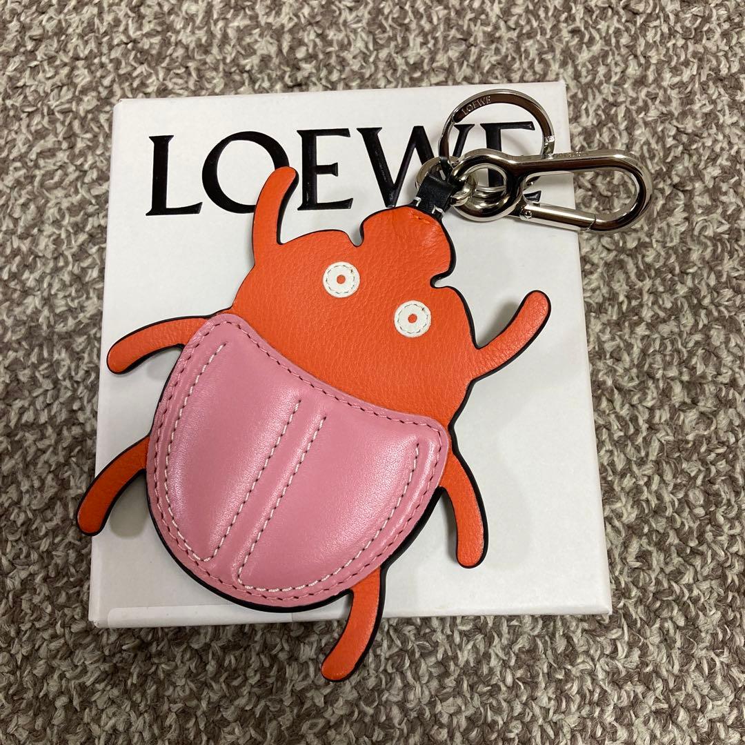 希少 LOEWE ロエベ チャーム カブトムシ 未使用に近い - メルカリ