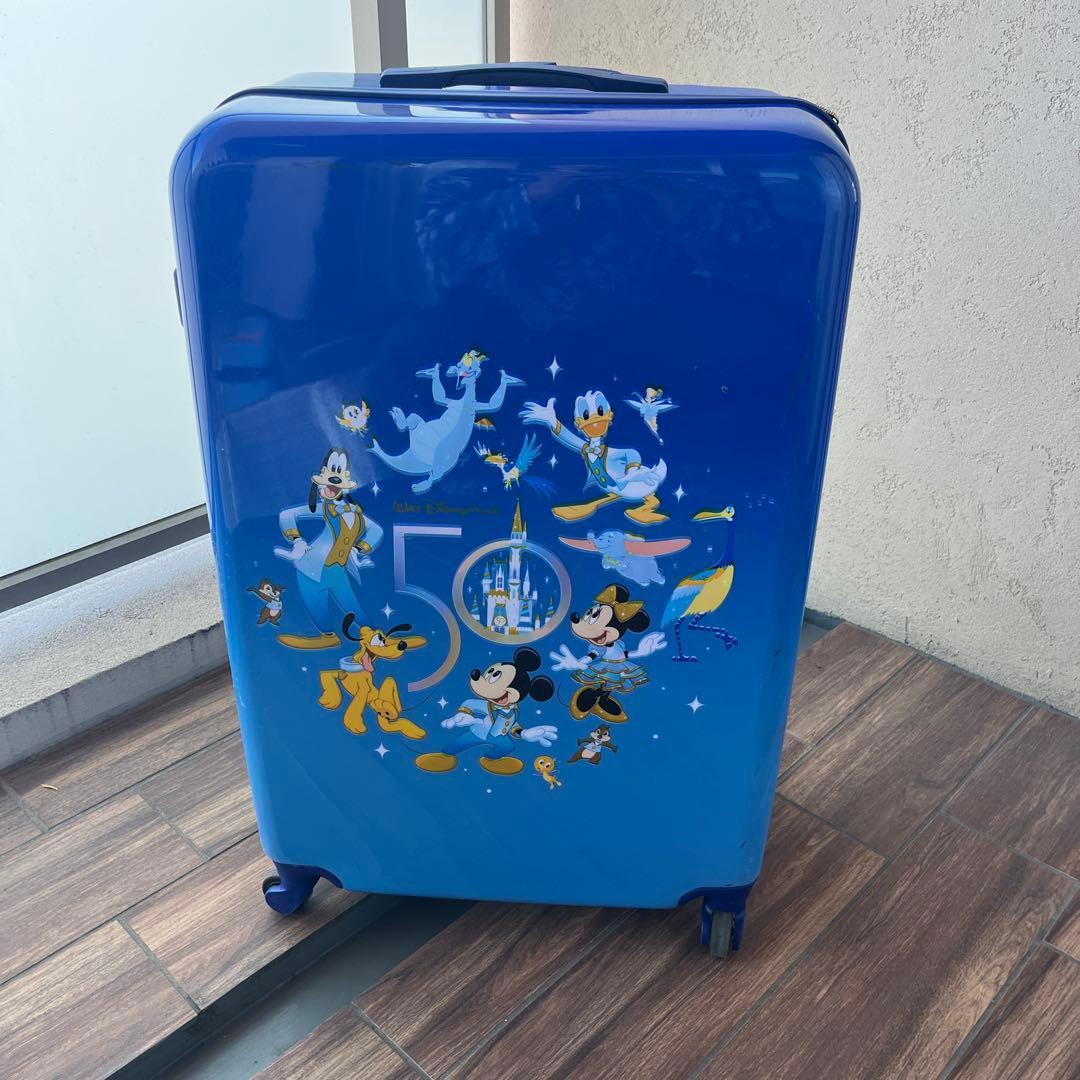 ウォルト・ディズニー・ワールド50周年スーツケース - メルカリ