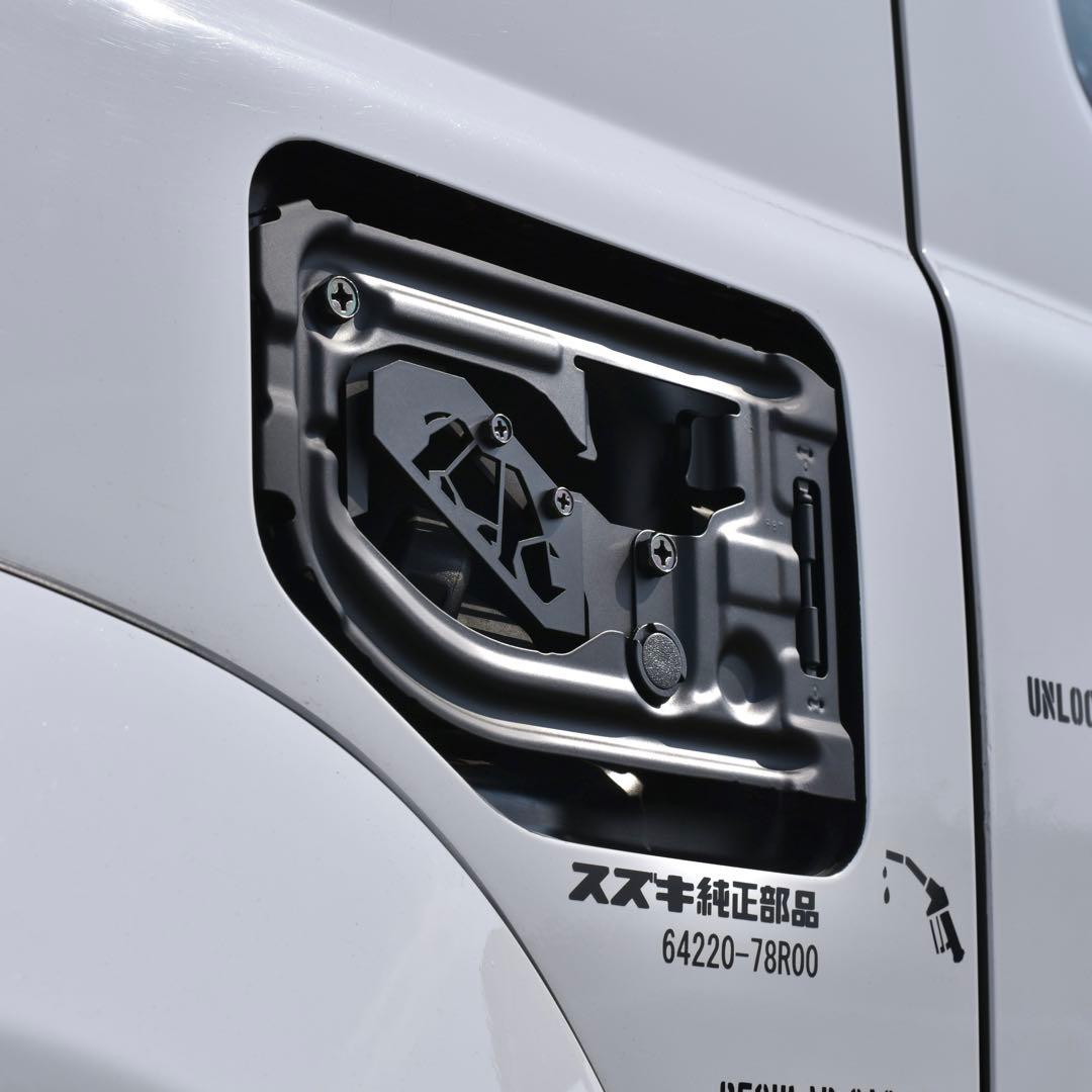 JB64ジムニーJB74シエラ用前向きサイVerスケルトン型燃料リッド m96627415242_1.jpg?1716709068