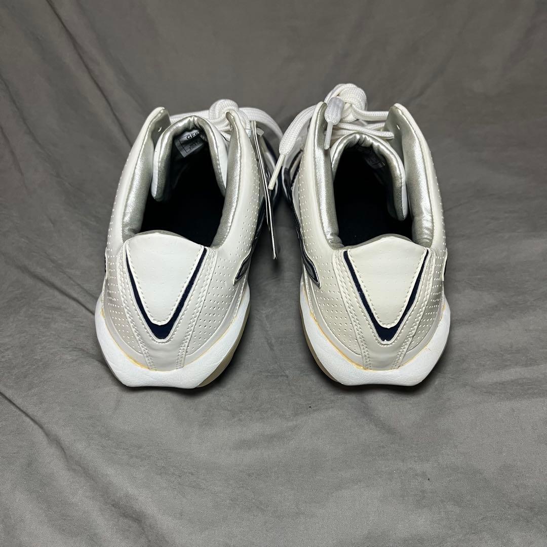 《タグ付き》asics ハイカットスパイク ホワイト/ネイビー　金属スパイク