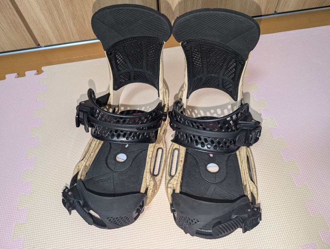 BURTON Malavita EST Lサイズ　バートン　マラビータ Men's Burton Malavita EST® Snowboard Bindings | Burton.com Winter