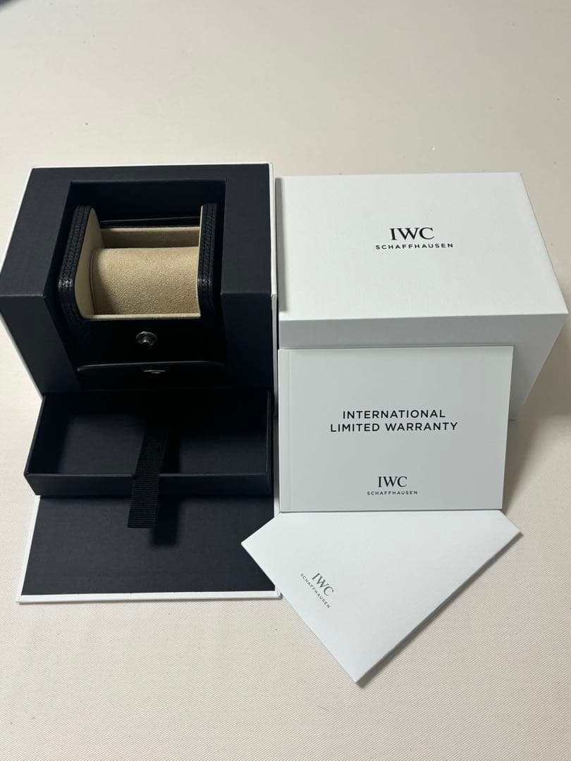 新品 IWC ウォッチケース ウォッチボックス - メルカリ