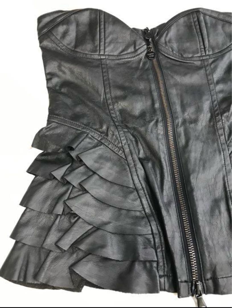 デニーローズ フェイクレザー ビスチェ 黒 デニーローズ フェイクレザー ビスチェ 黒 フェイクレザービスチェ